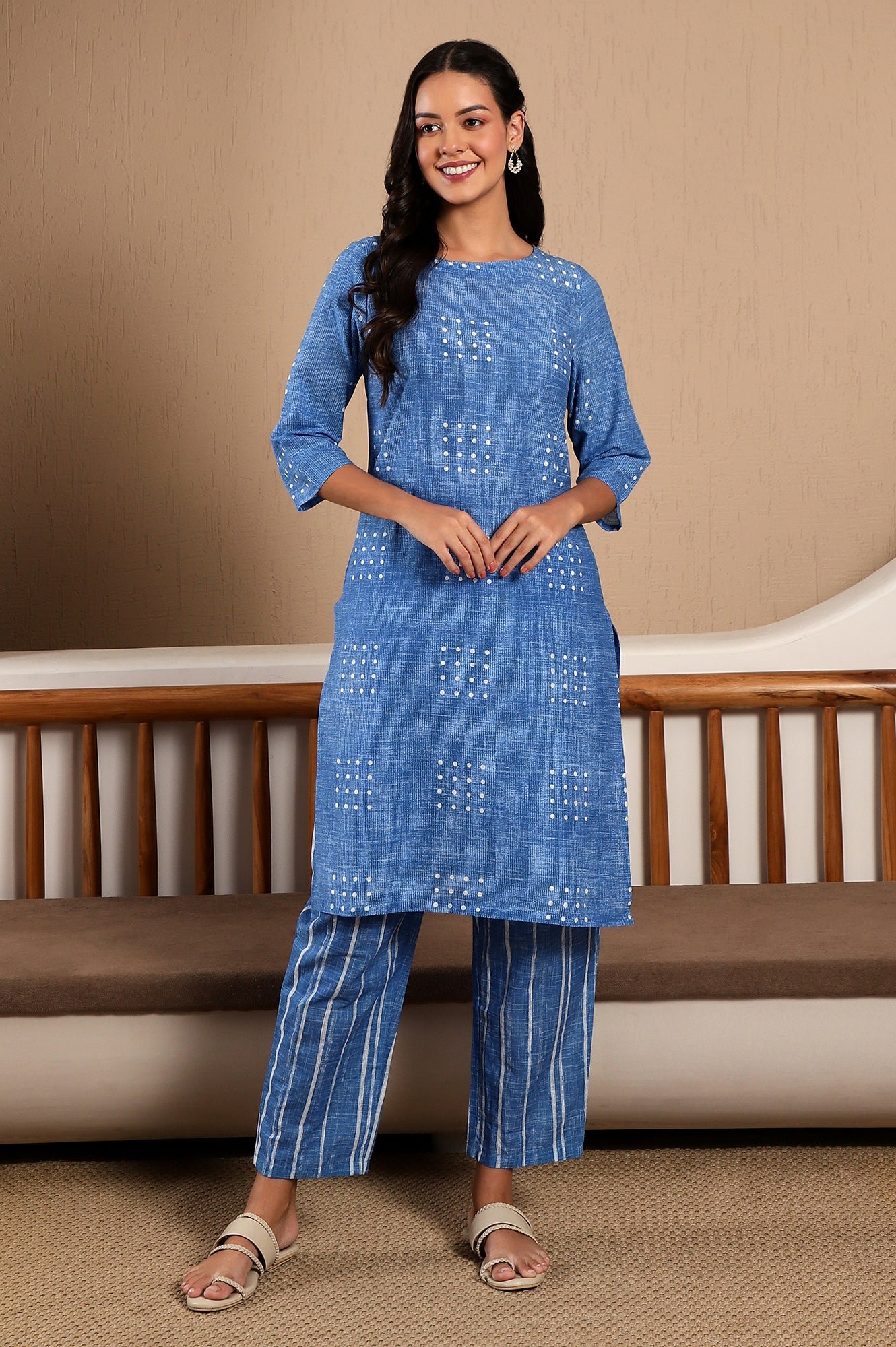 Blue Polka Dot Printed Pure Cotton Straight Kurta and Pants Co-ord Set - Image 5